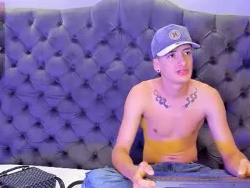 Check-out the world of girls and talk with our steaming hot slutz, bringing your desired characters to life with authentic apparel and cam streams.