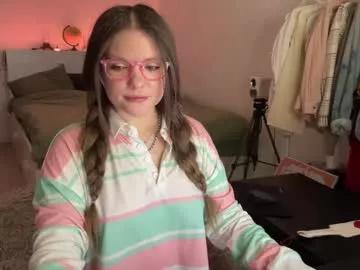 Check-out the world of girls and talk with our steaming hot slutz, bringing your desired characters to life with authentic apparel and cam streams.