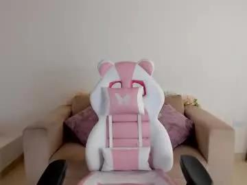 Check-out the world of girls and talk with our steaming hot slutz, bringing your desired characters to life with authentic apparel and cam streams.