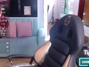 Check-out the world of girls and talk with our steaming hot slutz, bringing your desired characters to life with authentic apparel and cam streams.