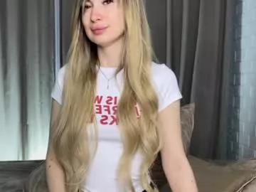 Check-out the world of girls and talk with our steaming hot slutz, bringing your desired characters to life with authentic apparel and cam streams.