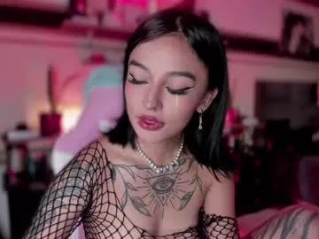 Check-out the world of girls and talk with our steaming hot slutz, bringing your desired characters to life with authentic apparel and cam streams.