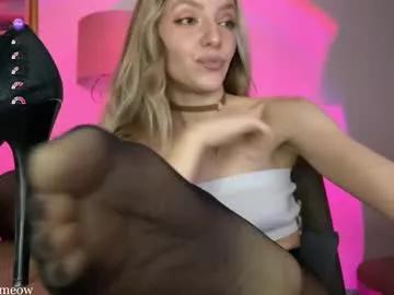 Check-out the world of girls and talk with our steaming hot slutz, bringing your desired characters to life with authentic apparel and cam streams.