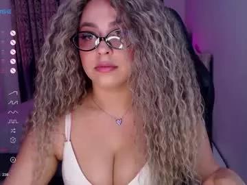 _just_a_queen_3 from Chaturbate is Freechat