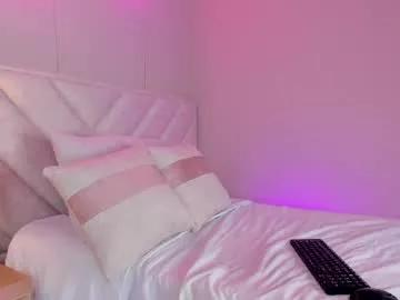 Check-out the world of girls and talk with our steaming hot slutz, bringing your desired characters to life with authentic apparel and cam streams.