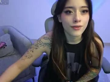 Spur your fetishes: Get dirty and flatter these gorgeous girls hosts, who will reward you with wild apparel and vibrating toys.