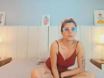 Check-out the world of girls and talk with our steaming hot slutz, bringing your desired characters to life with authentic apparel and cam streams.