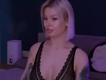 Check-out the world of girls and talk with our steaming hot slutz, bringing your desired characters to life with authentic apparel and cam streams.