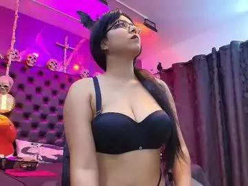 Check-out the world of girls and talk with our steaming hot slutz, bringing your desired characters to life with authentic apparel and cam streams.
