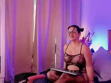 Check-out the world of girls and talk with our steaming hot slutz, bringing your desired characters to life with authentic apparel and cam streams.