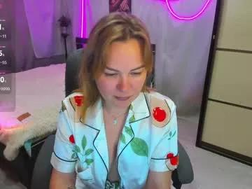 Check-out the world of girls and talk with our steaming hot slutz, bringing your desired characters to life with authentic apparel and cam streams.