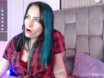 Check-out the world of girls and talk with our steaming hot slutz, bringing your desired characters to life with authentic apparel and cam streams.