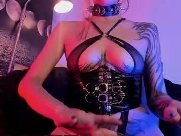 Check-out the world of girls and talk with our steaming hot slutz, bringing your desired characters to life with authentic apparel and cam streams.
