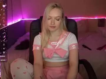 Check-out the world of girls and talk with our steaming hot slutz, bringing your desired characters to life with authentic apparel and cam streams.