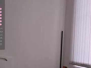 andrea__bass from Chaturbate is Freechat