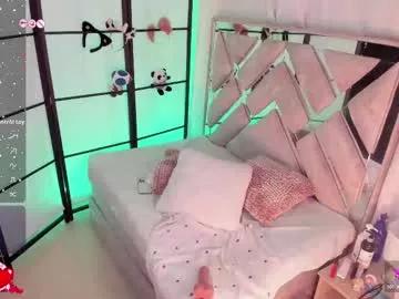 Check-out the world of girls and talk with our steaming hot slutz, bringing your desired characters to life with authentic apparel and cam streams.