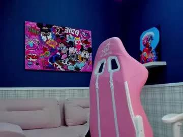 Check-out the world of girls and talk with our steaming hot slutz, bringing your desired characters to life with authentic apparel and cam streams.