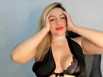 Check-out the world of girls and talk with our steaming hot slutz, bringing your desired characters to life with authentic apparel and cam streams.