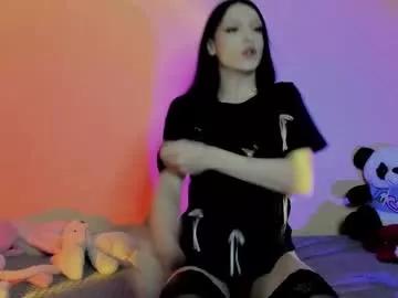 Check-out the world of girls and talk with our steaming hot slutz, bringing your desired characters to life with authentic apparel and cam streams.