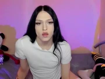 Check-out the world of girls and talk with our steaming hot slutz, bringing your desired characters to life with authentic apparel and cam streams.