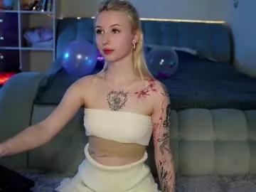 Check-out the world of girls and talk with our steaming hot slutz, bringing your desired characters to life with authentic apparel and cam streams.