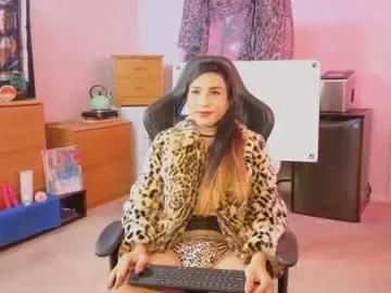 Check-out the world of girls and talk with our steaming hot slutz, bringing your desired characters to life with authentic apparel and cam streams.