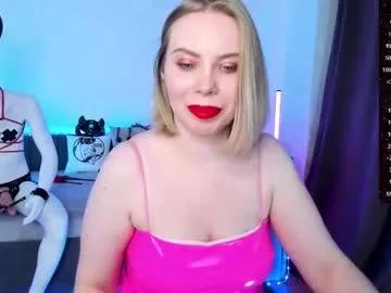 Check-out the world of girls and talk with our steaming hot slutz, bringing your desired characters to life with authentic apparel and cam streams.