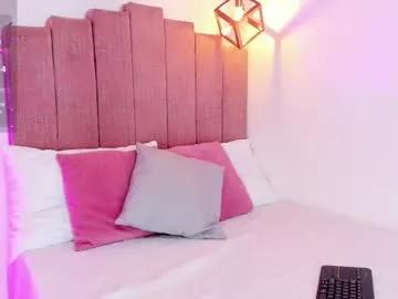 Check-out the world of girls and talk with our steaming hot slutz, bringing your desired characters to life with authentic apparel and cam streams.