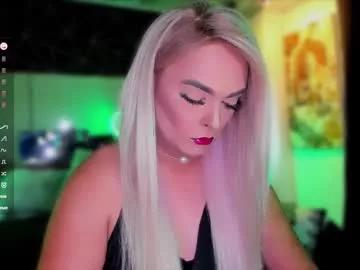 Check-out the world of girls and talk with our steaming hot slutz, bringing your desired characters to life with authentic apparel and cam streams.