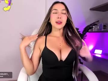 Check-out the world of girls and talk with our steaming hot slutz, bringing your desired characters to life with authentic apparel and cam streams.