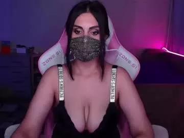 Check-out the world of girls and talk with our steaming hot slutz, bringing your desired characters to life with authentic apparel and cam streams.