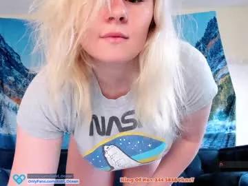 Spur your fetishes: Get dirty and flatter these gorgeous girls hosts, who will reward you with wild apparel and vibrating toys.