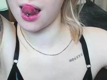 Check-out the world of girls and talk with our steaming hot slutz, bringing your desired characters to life with authentic apparel and cam streams.