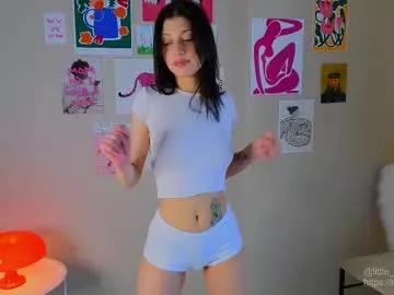 Check-out the world of girls and talk with our steaming hot slutz, bringing your desired characters to life with authentic apparel and cam streams.
