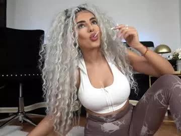 Check-out the world of girls and talk with our steaming hot slutz, bringing your desired characters to life with authentic apparel and cam streams.