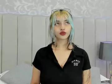 Check-out the world of girls and talk with our steaming hot slutz, bringing your desired characters to life with authentic apparel and cam streams.