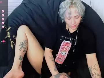 Check-out the world of girls and talk with our steaming hot slutz, bringing your desired characters to life with authentic apparel and cam streams.