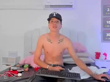 Check-out the world of girls and talk with our steaming hot slutz, bringing your desired characters to life with authentic apparel and cam streams.