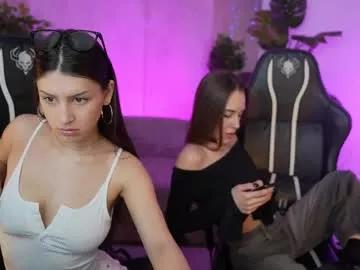 Check-out the world of girls and talk with our steaming hot slutz, bringing your desired characters to life with authentic apparel and cam streams.