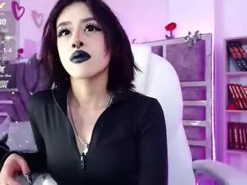 Check-out the world of girls and talk with our steaming hot slutz, bringing your desired characters to life with authentic apparel and cam streams.
