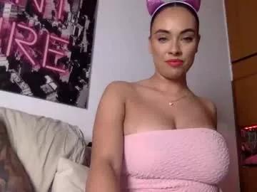 Check-out the world of girls and talk with our steaming hot slutz, bringing your desired characters to life with authentic apparel and cam streams.