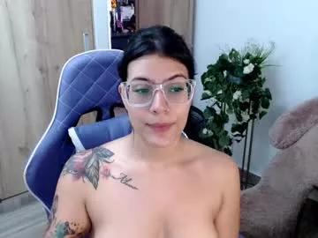 Check-out the world of girls and talk with our steaming hot slutz, bringing your desired characters to life with authentic apparel and cam streams.