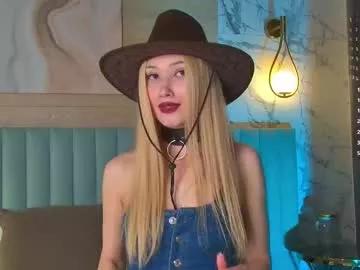 Spur your fetishes: Get dirty and flatter these gorgeous girls hosts, who will reward you with wild apparel and vibrating toys.