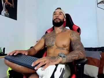 Check-out the world of girls and talk with our steaming hot slutz, bringing your desired characters to life with authentic apparel and cam streams.