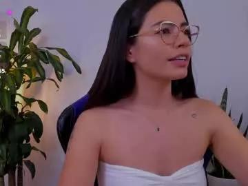 Check-out the world of girls and talk with our steaming hot slutz, bringing your desired characters to life with authentic apparel and cam streams.