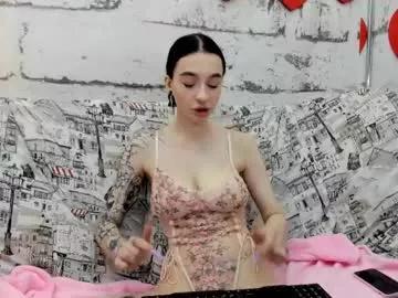 Check-out the world of girls and talk with our steaming hot slutz, bringing your desired characters to life with authentic apparel and cam streams.