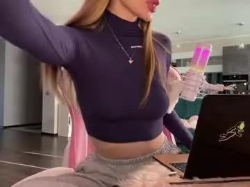 Check-out the world of girls and talk with our steaming hot slutz, bringing your desired characters to life with authentic apparel and cam streams.