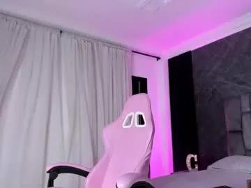 Check-out the world of girls and talk with our steaming hot slutz, bringing your desired characters to life with authentic apparel and cam streams.