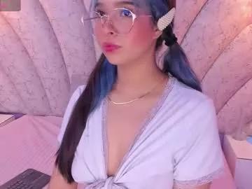 Check-out the world of girls and talk with our steaming hot slutz, bringing your desired characters to life with authentic apparel and cam streams.