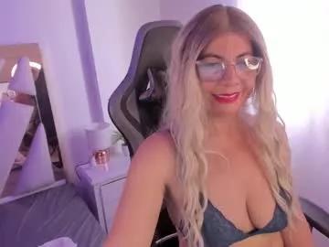 Check-out the world of girls and talk with our steaming hot slutz, bringing your desired characters to life with authentic apparel and cam streams.